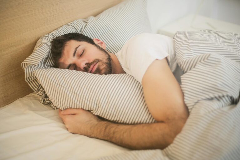 How to Choose the Right Pillow for Better Sleep Every Night